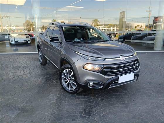FIAT TORO 2.0 16V TURBO DIESEL VOLCANO 4WD AT9